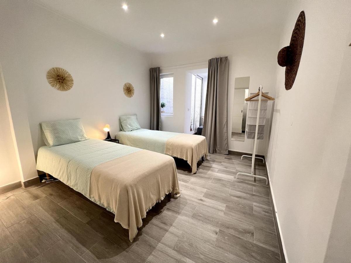 Studios Xl & Xl Plus Costa da Caparica Dış mekan fotoğraf